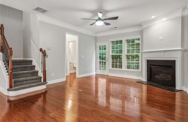 2263 Limehurst Drive NE Gallery 4