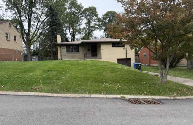 Beautiful Home for Rent Gallery 1