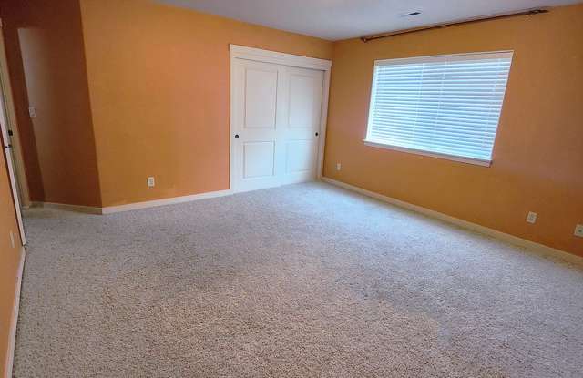 5124 Northeast 74th Court Gallery 3