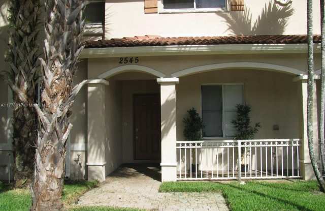 2545 SW 82nd Ave photos photos