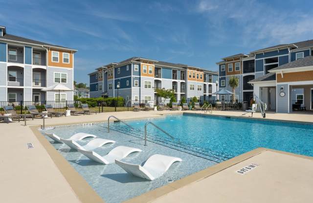 Hawthorne at Pine Forest photos photos