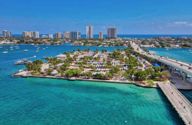 2640 LAKE SHORE DRIVE 115 - 1 photos photos