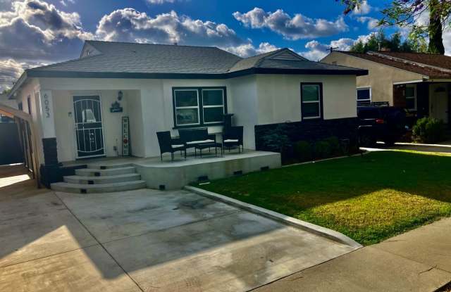 **LAKEWOOD HOME** THREE BEDROOM READY FOR JULY MOVE-IN photos photos