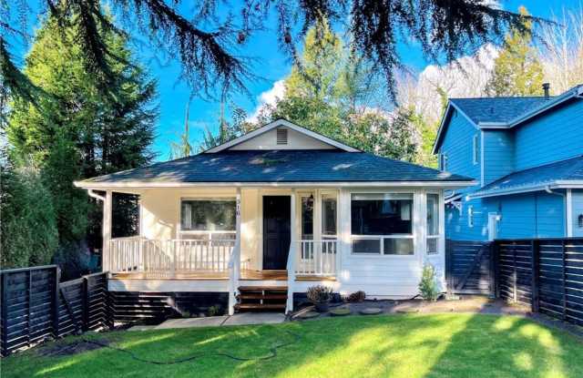 2Bd/1Ba Kirkland Duplex photos photos