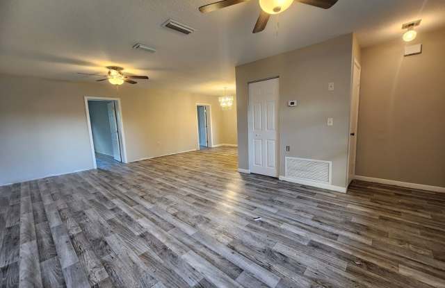 Bed 2 Bath, 2 car garage (SW Ocala/ Marion Oaks) photos photos