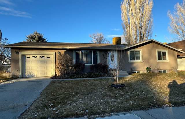 Nice 3 Bedroom/ 3 Bath in Elko photos photos