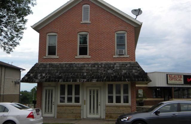 1725 Delhi - 1725 Delhi Street, Dubuque, IA 52001