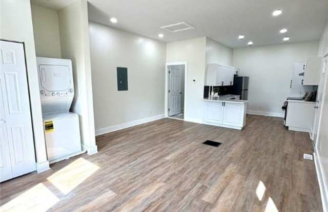 Completely updated bungalow in Historic South Park Dayton photos photos