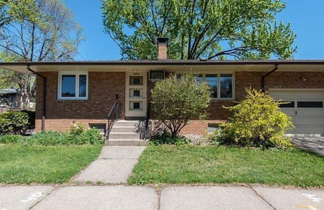 2206 W 56th Street - 2206 West 56th Street, Minneapolis, MN 55419