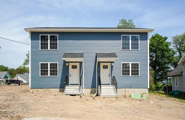 2 1/2 Vernon St - 2 Vernon Street, Holyoke, MA 01040