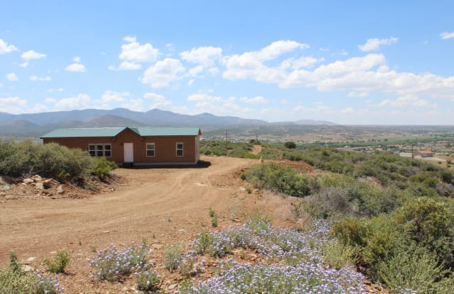 3155 S RANCHO Place - 3155 Rancho Place, Dewey-Humboldt, AZ 86327