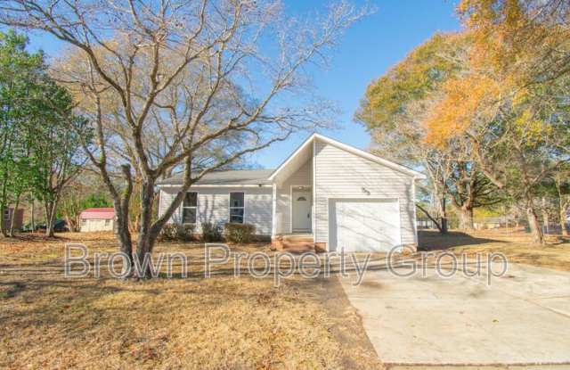 3196 Petunia Ave photos photos