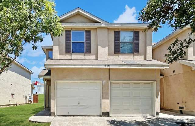 10826 Mathom Landing unit: 1 photos photos