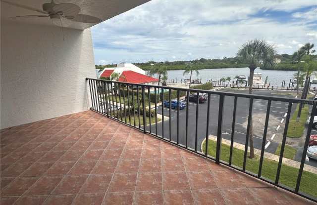 19111 VISTA BAY DRIVE photos photos