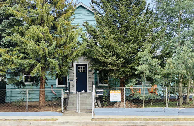 610 Poplar St photos photos