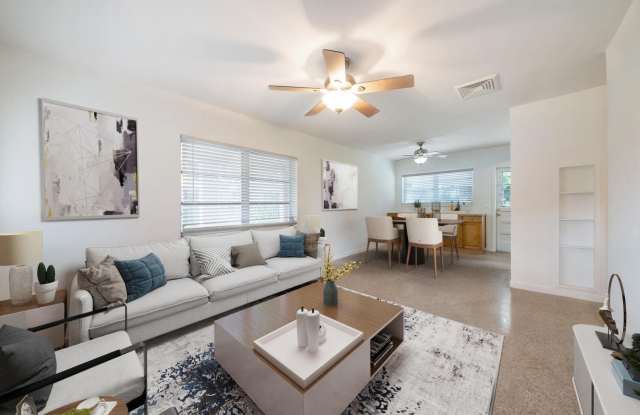 2219 W PINERIDGE Court Gallery 3