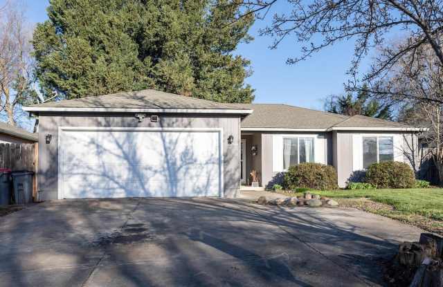 1563 S Oakdale Ave photos photos