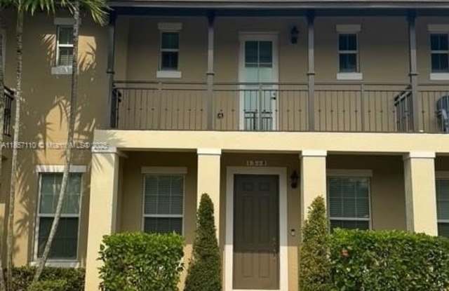 1318 SW 147th Ter photos photos