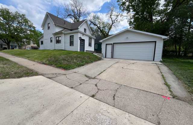 4 Bed/1.5 Bath Rental Home in Central Sioux Falls! photos photos 4 Bed/1.5 Bath Rental Home in Central Sioux Falls! photos photos
