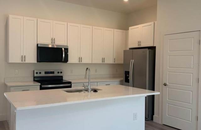 11183 N VESTA Point Gallery 3