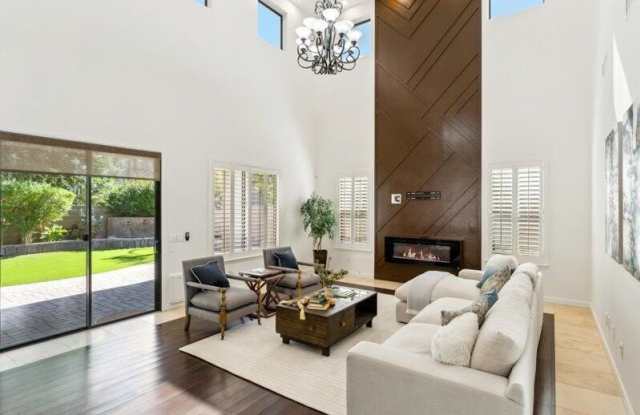 3221 E LYNX Place photos photos