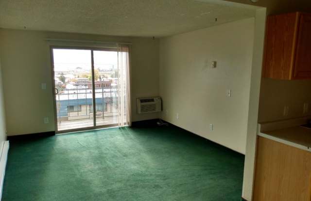 2 bedroom 1 bathroom upstairs apartment - Granvue Apartments, photos photos