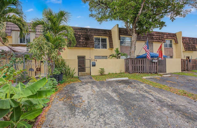 3764 SW 60th Ter photos photos