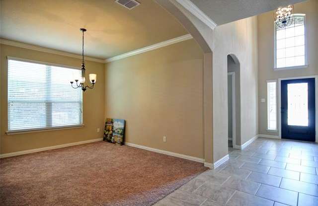 4920 Mcclellan Drive Gallery 3