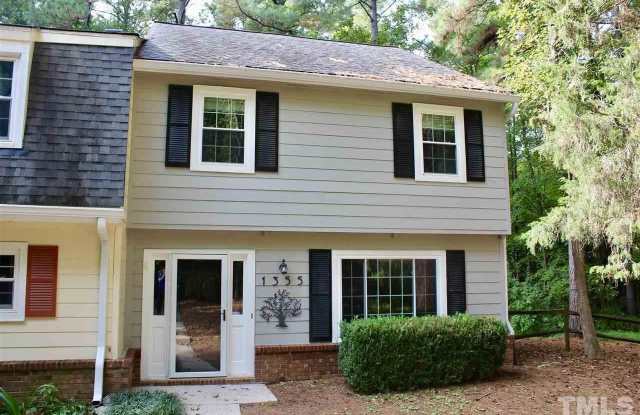 1355 Springlawn Court photos photos