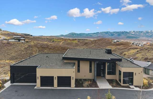 3404 E Wapiti Canyon Road Gallery 1