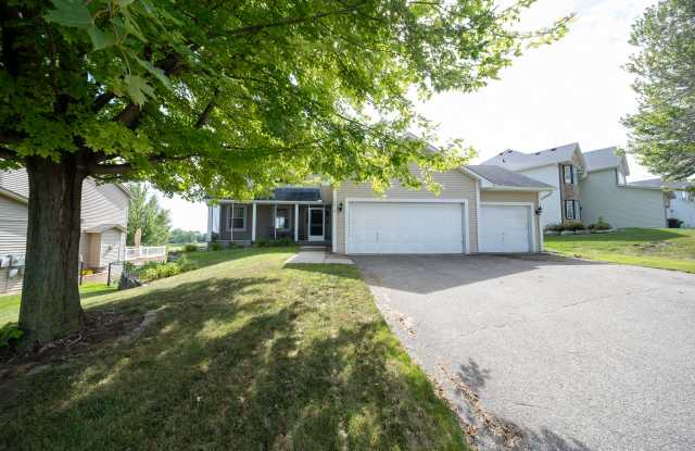 10415 Ponds Way Gallery 2