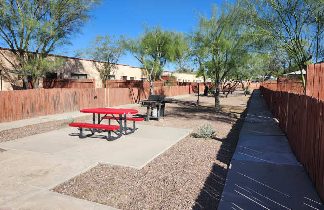 Cinnamon Square photos photos