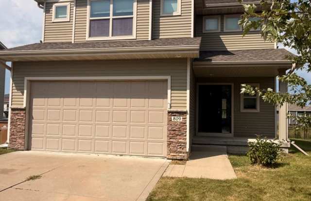 Beautiful 4 Bedroom Home In Grimes Gallery 1