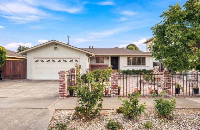 3 bed 2 bath home in Fremont photos photos