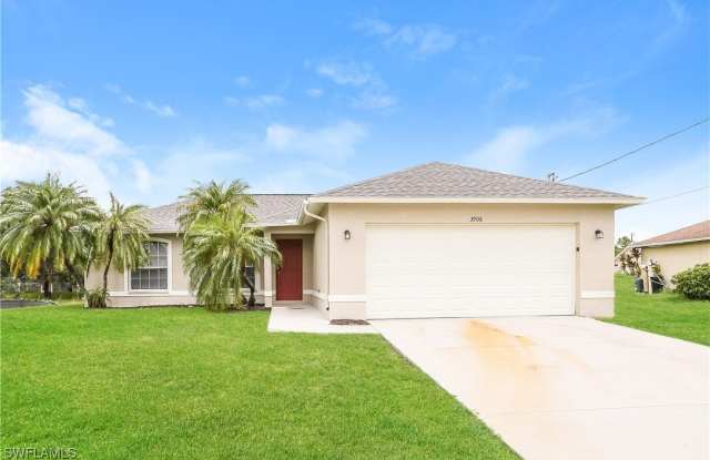 3906 12th Street W photos photos