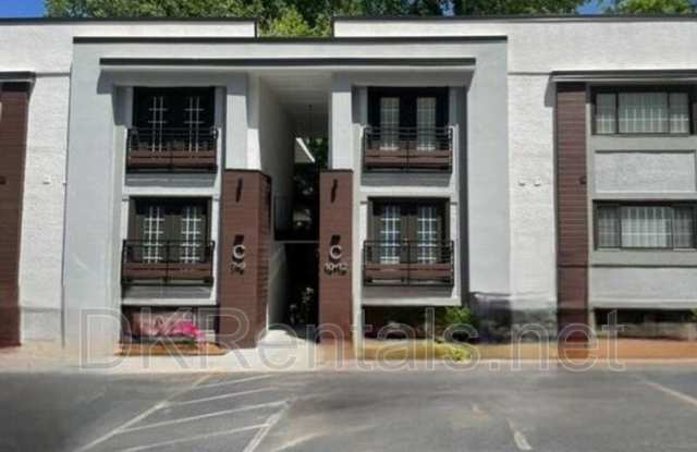 1445 Monroe Dr NE photos photos