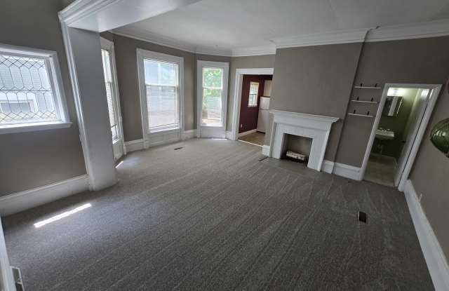 305 Paris Avenue Southeast photos photos