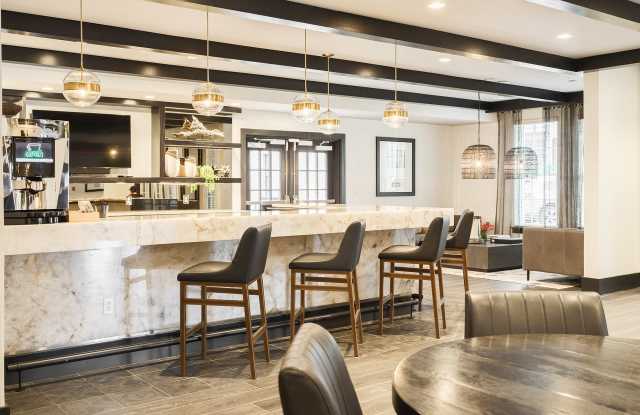 Capital Collective Luxury Apartments Gallery 4
