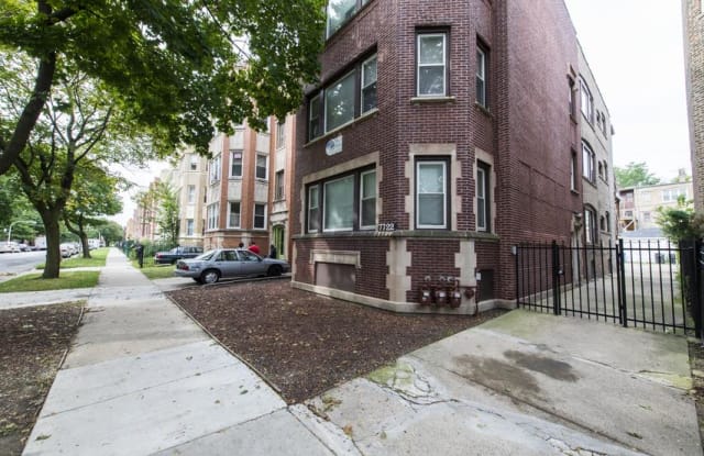 7722 S Kingston photos photos