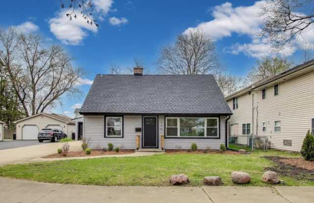 139 S Quentin Road - 139 South Quentin Road, Palatine, IL 60067