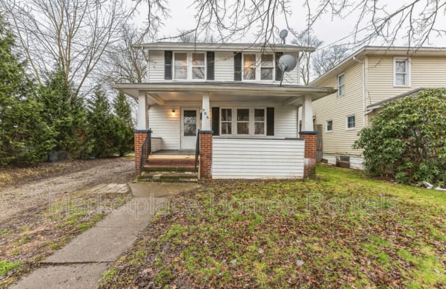 984 Hunt St - 984 Hunt Street, Akron, OH 44306