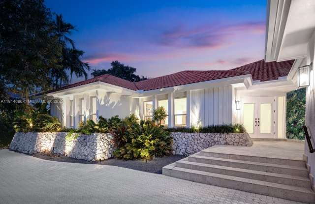 7155 E Lago Dr - 7155 East Lago Drive, Coral Gables, FL 33143