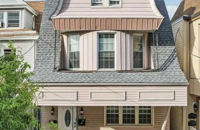 132 KENSINGTON AVE photos photos