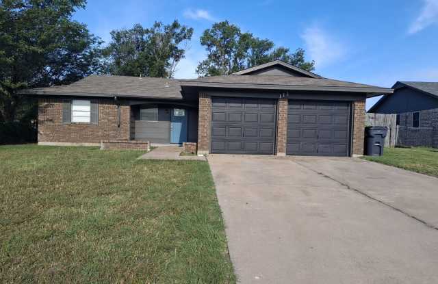 111 Southeast Coachman Drive photos photos 111 Southeast Coachman Drive photos photos