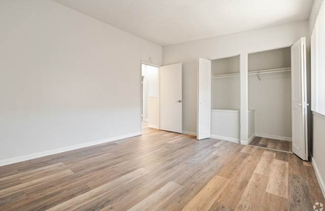 7240 East Parkway - C12 photos photos