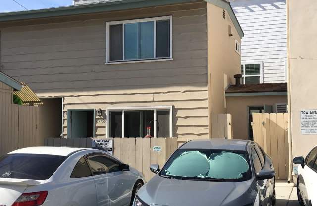 MISSION BEACH STUDIO APARTMENT WITH PARKING! $1,895/month! photos photos