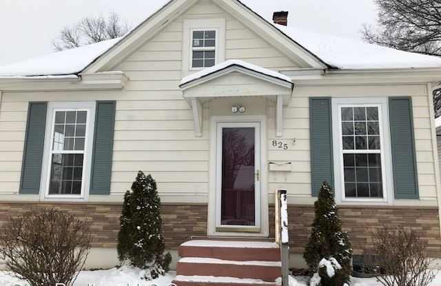 825 Klein - 825 Klein Avenue, Edwardsville, IL 62025