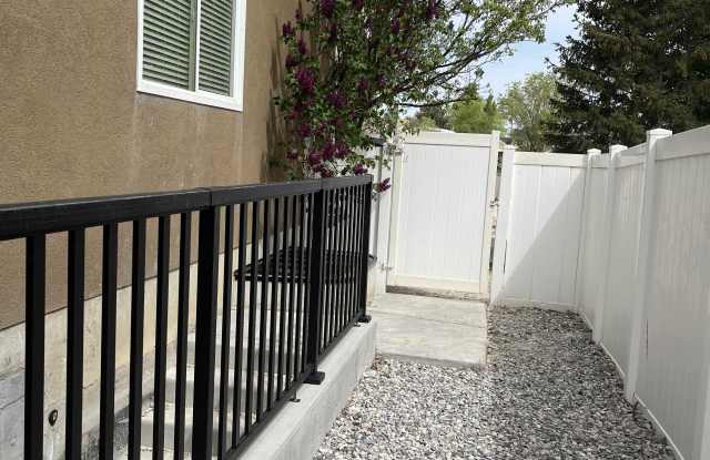 1453 Midas Creek Drive Gallery 2
