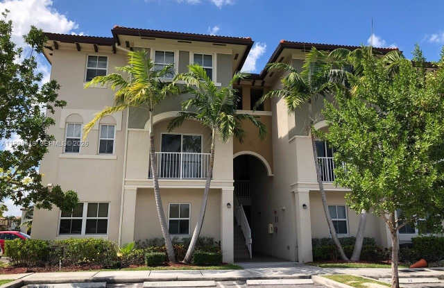 8760 NW 97th Ave photos photos