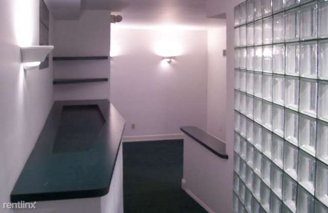 409 S Division St Gallery 2